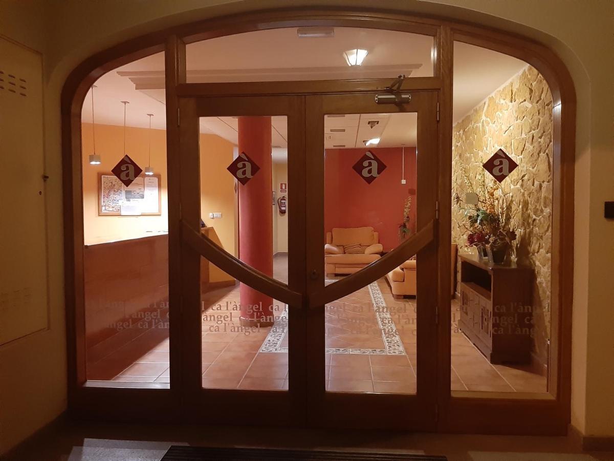فندق Ca L'Angel Pinell de Bray المظهر الخارجي الصورة
